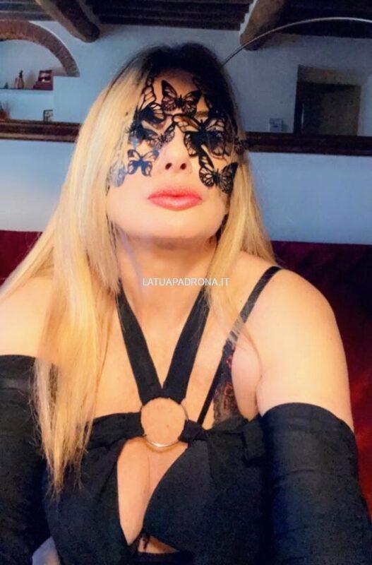 Ambra Domina