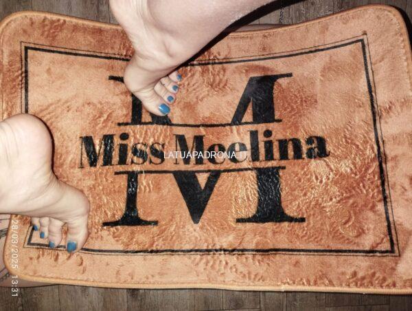 Miss Meelina