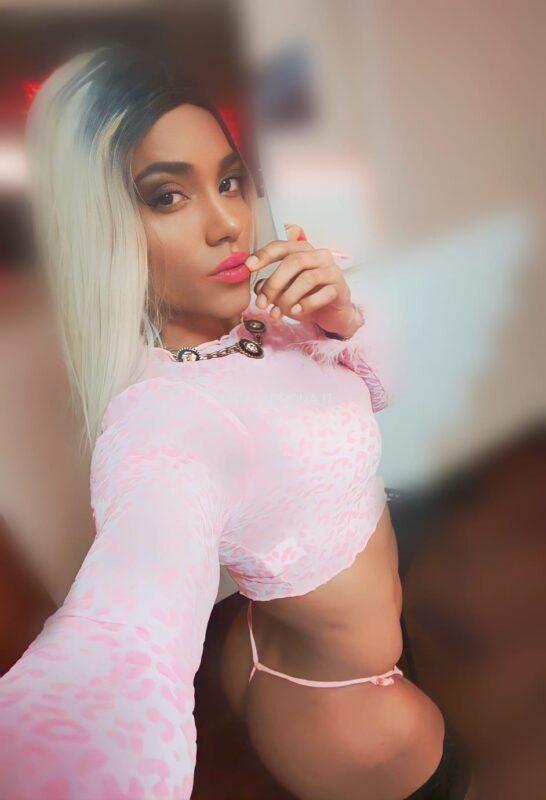 CRYSTAL DOMINATRICE