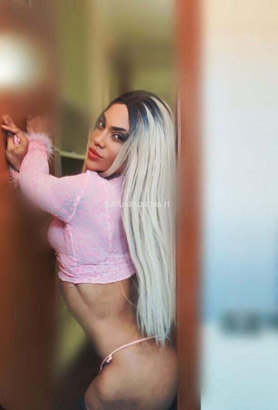 CRYSTAL DOMINATRICE