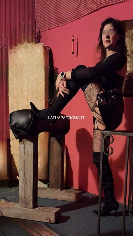 Sunny Maya Mistress