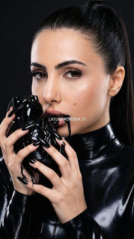 Goddess Cheri Scarlet