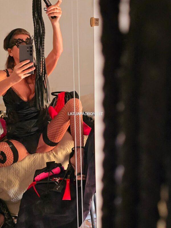 Mistress Angela russa